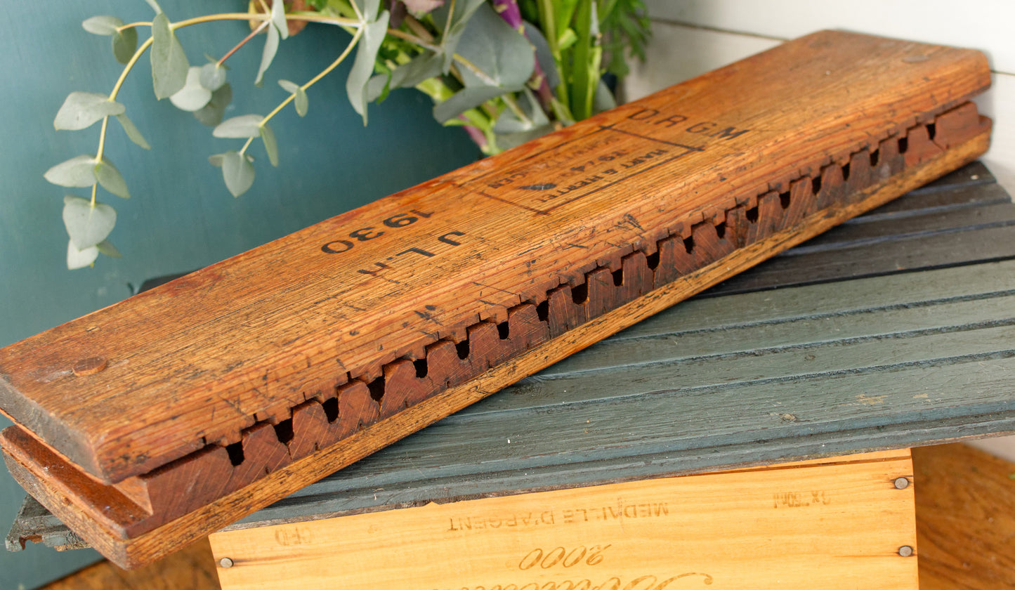 German Antique Collectible Wooden 20 Cigar Mold Press.  Hart & Hertel No. 19749 Schwetzingen Hei Mannheim JH.L. "DRGM" (Deutsches Reiches Gebrauchs Musterschutz) 