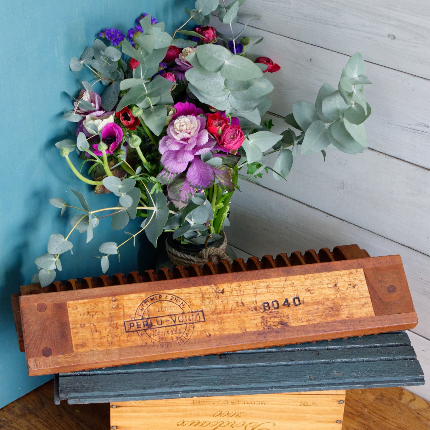 1950s Antique Dutch Collectible Wooden 20 Cigar Mold Press L. Bezemer et ZN N.V. MED. OCTR001 Perlu-Vorm Patent No. 77385 Helmond Holland 8040 Tobacco Mold Pressoir Moule a Cigare en bois