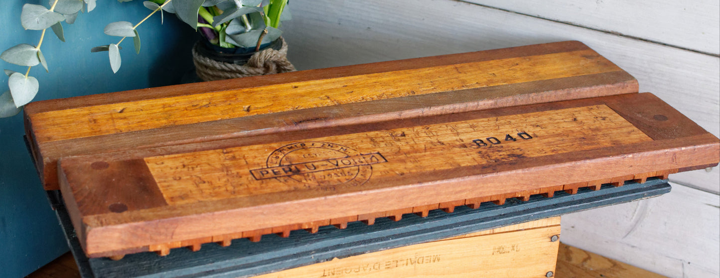 1950s Antique Dutch Collectible Wooden 20 Cigar Mold Press L. Bezemer et ZN N.V. MED. OCTR001 Perlu-Vorm Patent No. 77385 Helmond Holland 8040 Tobacco Mold Pressoir Moule a Cigare en bois