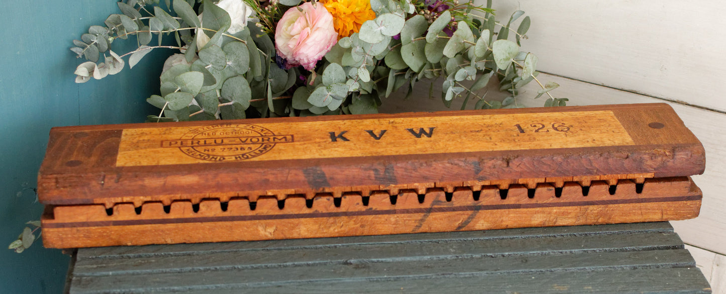 Vintage Dutch Collectible Wooden 20 Cigar Mold Press L. Bezemer et ZN N.V. MED. OCTR001 Perlu-Vorm Patent No. 77365 Helmond Holland KVW126 Tobacco Mold Pressoir Moule a Cigare en bois