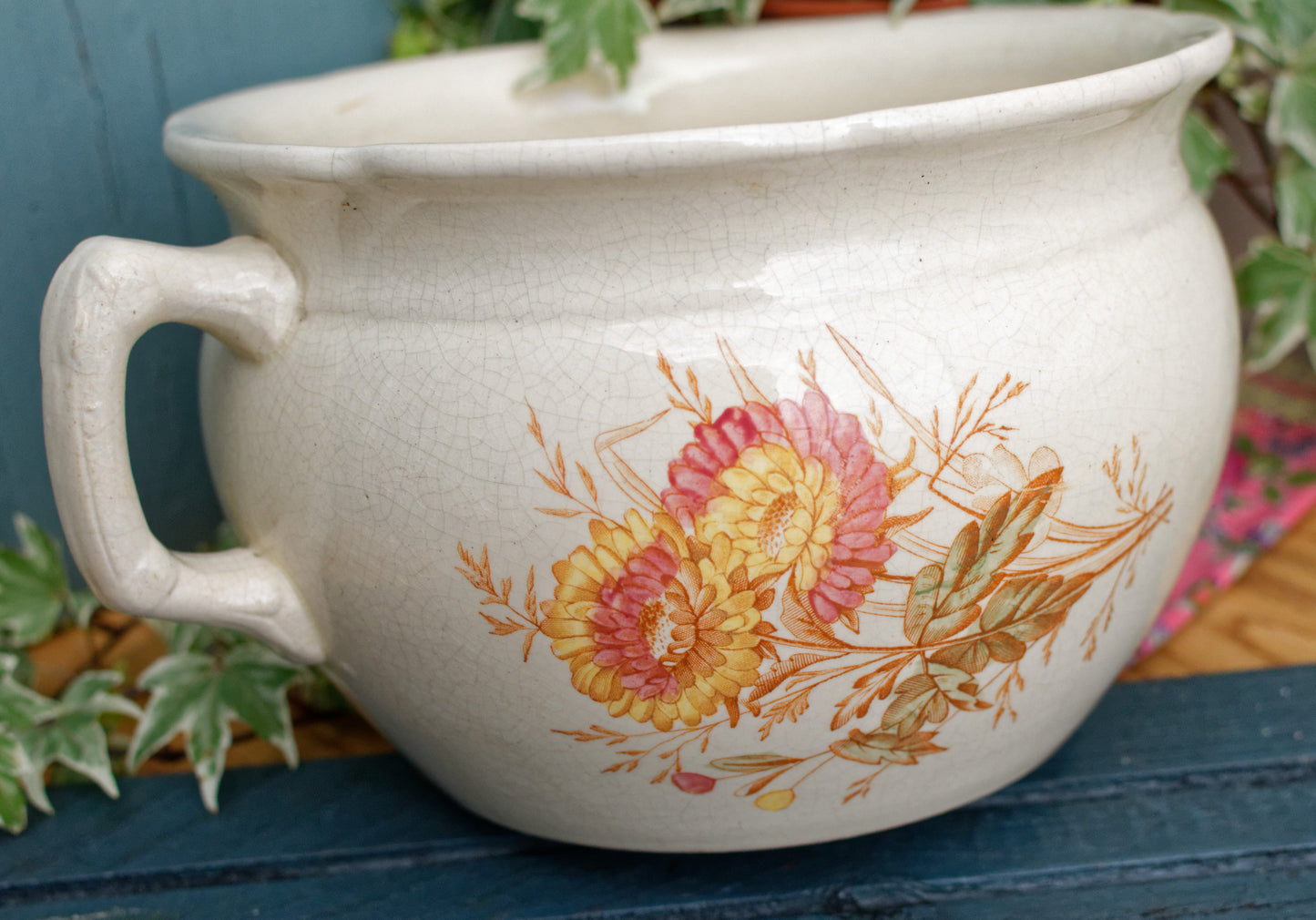 DAISY Chrysanthemum French Antique Collectible Ironstone Polychrome Large Bathroom Pitcher Pot de Chambre BROC CRUCHE Terre de fer en Faience