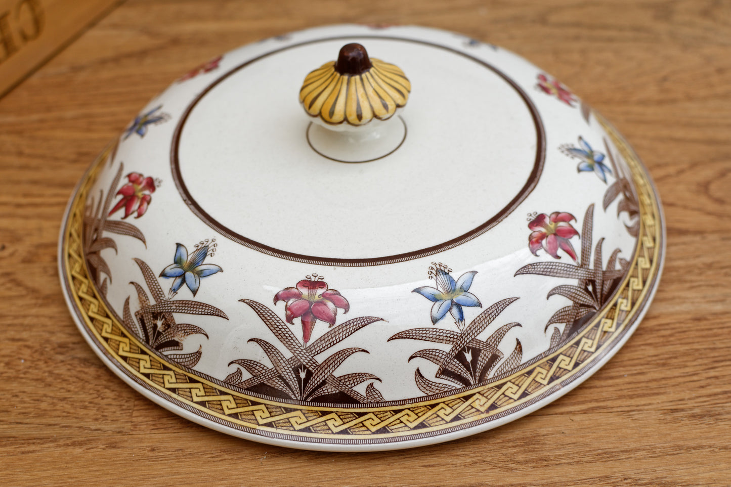 DERBY Motif Sarreguemines U&C French Antique Ironstone Polychrome Small Plate Terre de Fer en FAIENCE