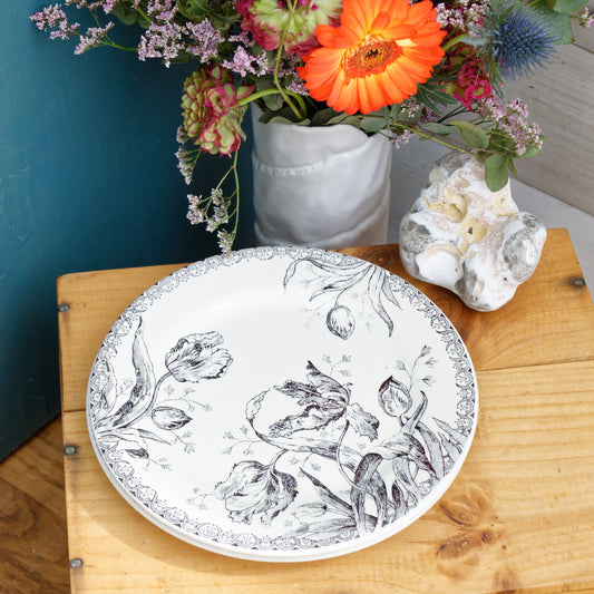 French VIntage Ironstone Plate Gien TULIPES decor tables de charme service France terre de fer faience