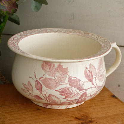 KOUTAIS Motif DEPOSE CM Creil et Montereau French Antique Collectible Ironstone RED Transferware Bathroom Pitcher Pot de Chambre BROC CRUCHE Terre de fer en Faience