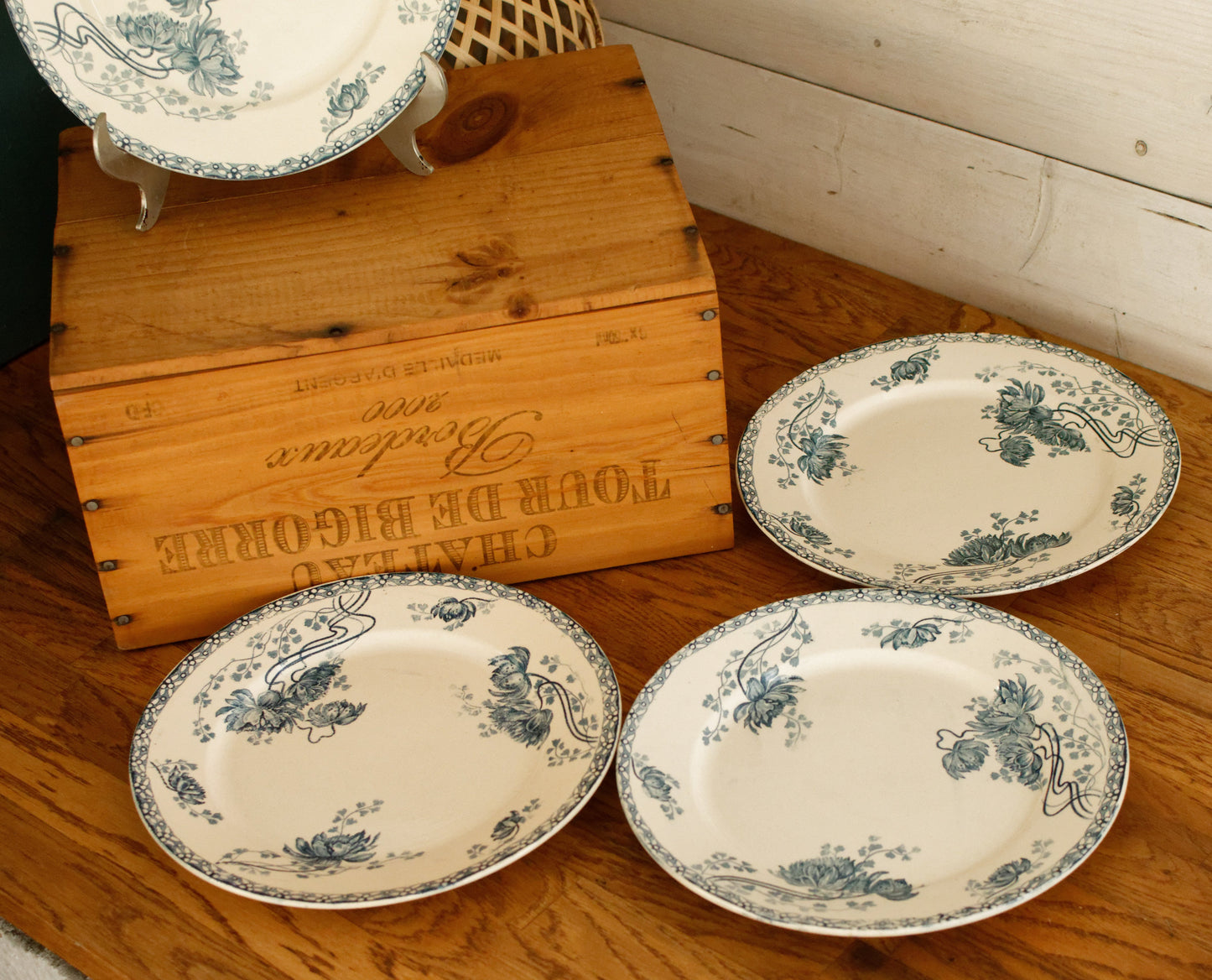 1900s ~ "ROYAT" SARREGUEMINES U&C ~ French Antique Ironstone Blue Transferware Dinner Plate ~ Terre de fer