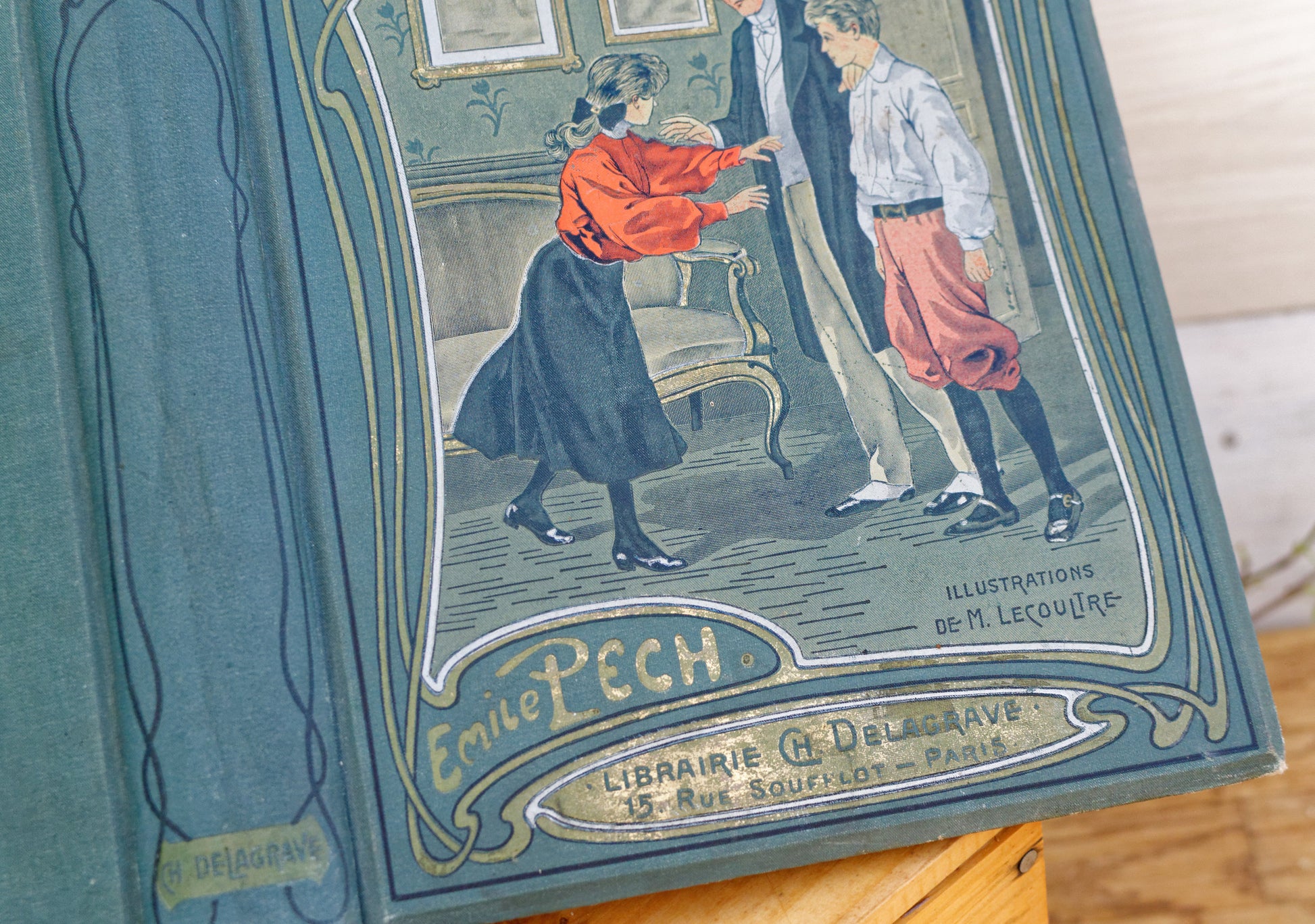 1907 ORGUEILLEUSE by Emile Pech CH Delagrave French Antique Collectible First Edition Illustrated Polychrome Hardcover Book Novel  Gilded Cartonnage Livre Roman