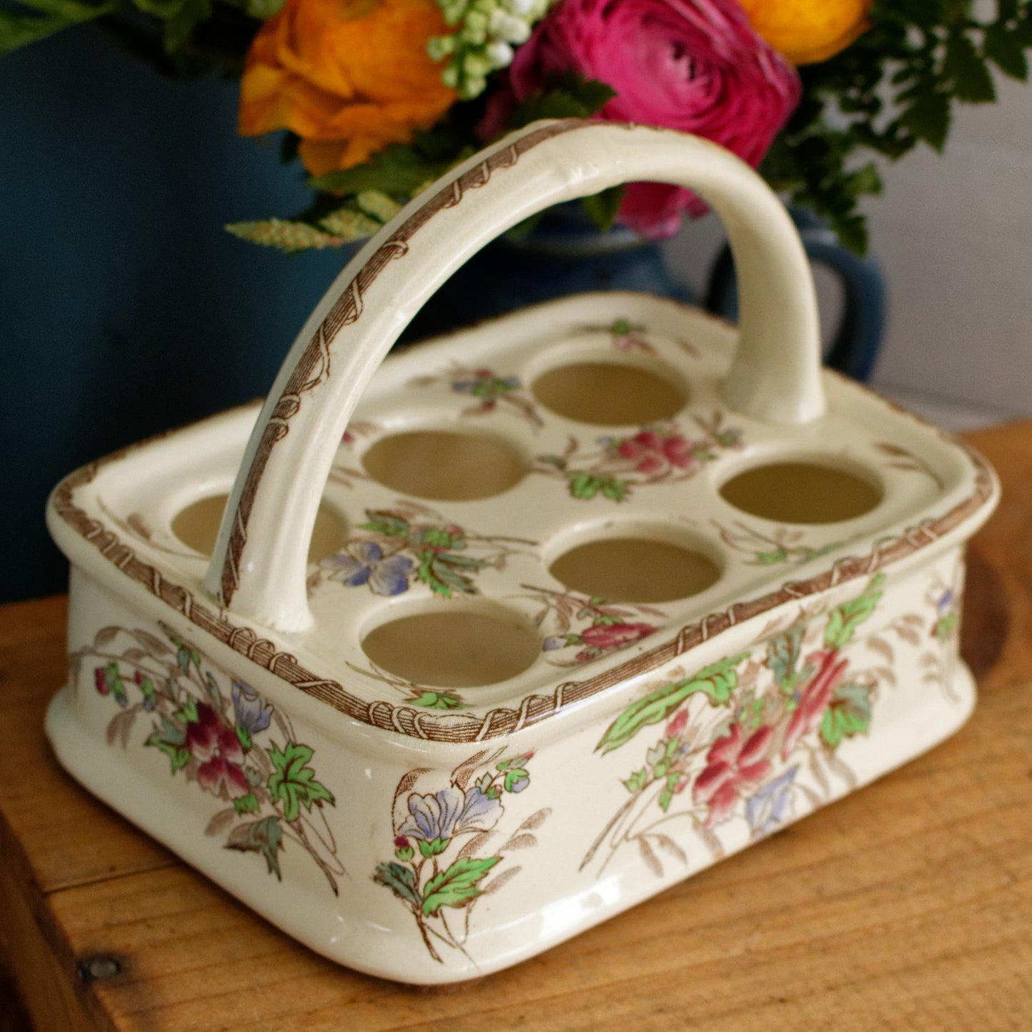 French Antique Polychrome Egg Display Basket Panier à Oeuf Présentoir Coquetier en Faience Ceramic Egg Cup Stand Presentation Egg Caddy