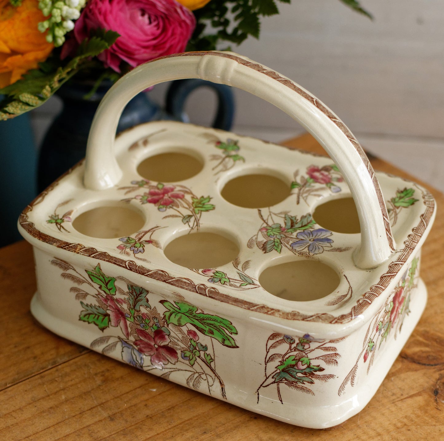 French Antique Polychrome Egg Display Basket Panier à Oeuf Présentoir Coquetier en Faience Ceramic Egg Cup Stand Presentation Egg Caddy