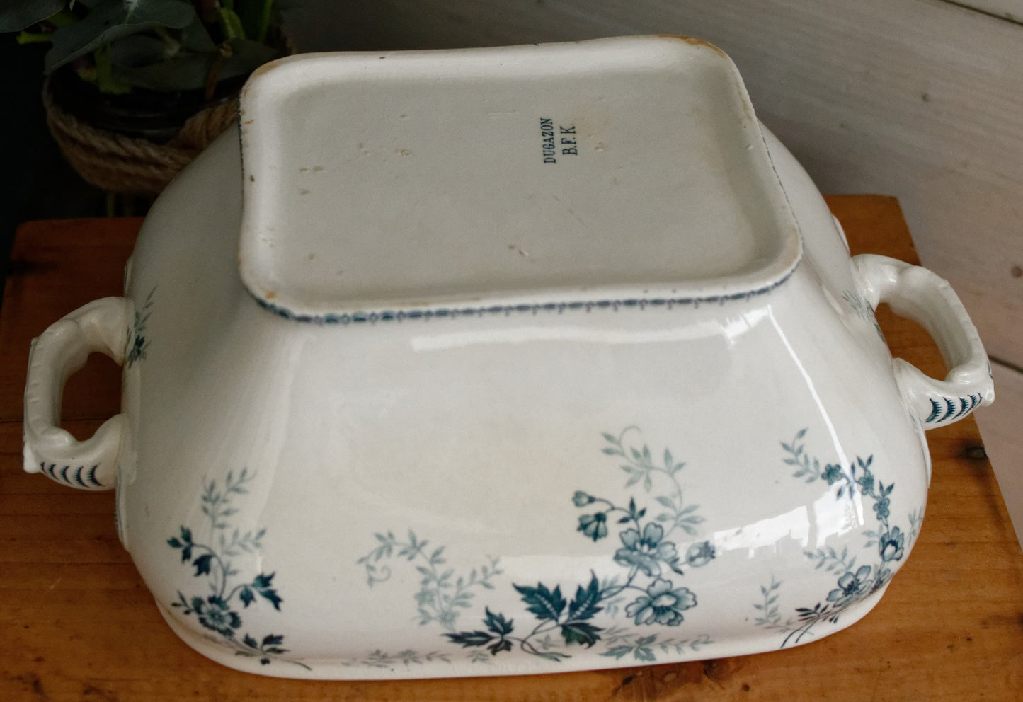 DUGAZON Motif Boch Freres Keramis (BFK) Belgian Antique Ironstone Blue Transferware Soup Tureen Terre de Fer en faience