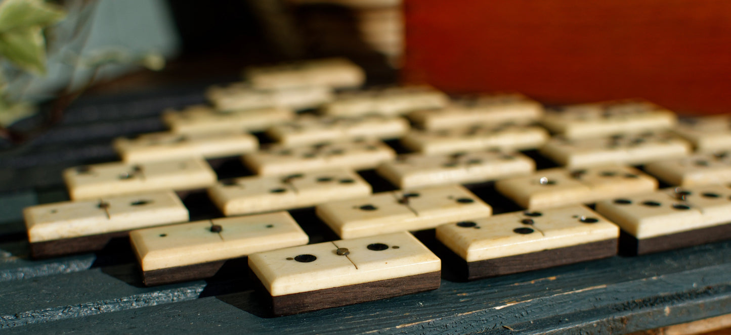 French Antique Dominoes Set ~ Complete 28 Piece Game Ancien Jeux Bone Ivory & Ebony in Woodend Dovetailed Box