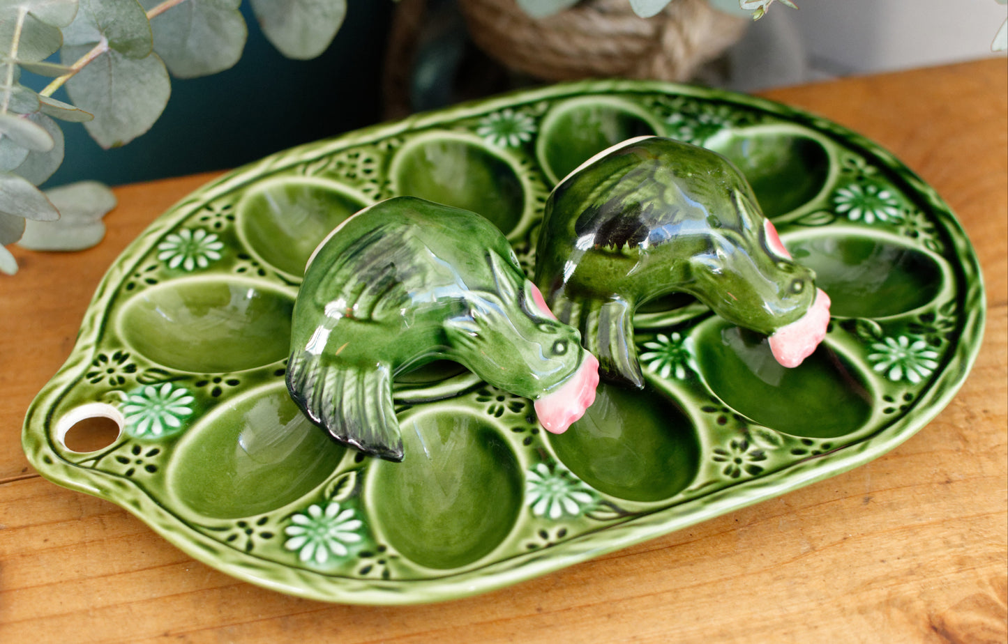 Vintage Ceramic Deviled Eggs Presentation Platter Plate & Chicken Shaped Salt & Pepper Shakers Plateau de presentation Oeufs Dur Mimosa a la Coque Saliere et Poivriere" Green Serving Set