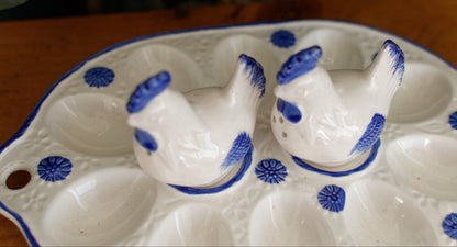 Vintage Ceramic Deviled Eggs Presentation Platter Plate & Chicken Shaped Salt & Pepper Shakers ~ Plateau de presentation Oeufs Dur Mimosa Saliere et Poivriere" ~ White & Blue Serving Set