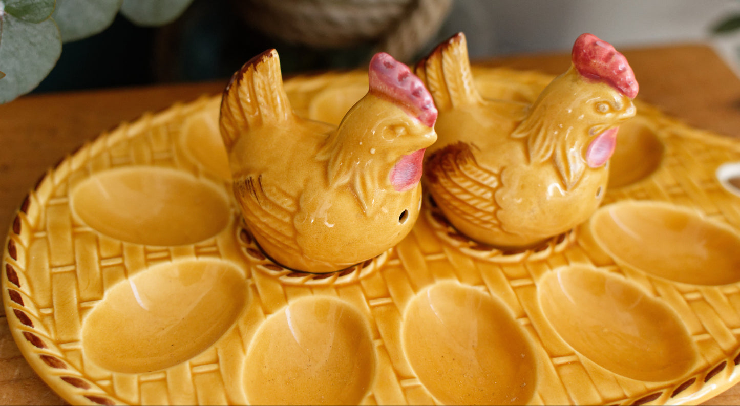 Vintage Ceramic Deviled Eggs Presentation Platter Plate & Chicken Shaped Salt & Pepper Shakers ~ Plateau de presentation Oeufs Dur Mimosa a la Coque Saliere et Poivriere" ~ Yellow Brown Serving Set