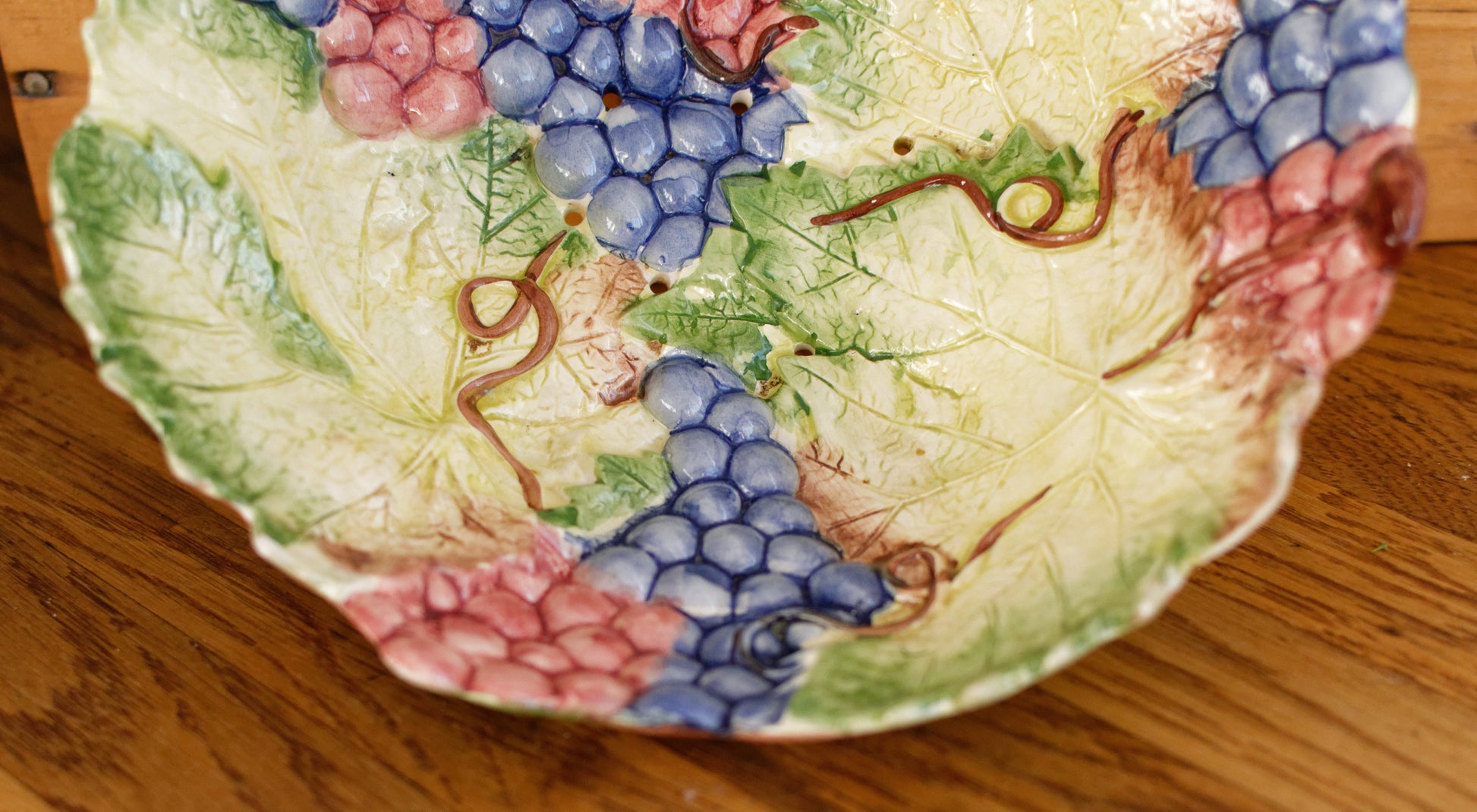 1950s French Vintage BARBOTINE Majolica Fruit Grapes & Vines Drainer Strainer Colander w/ Leave shaped Plate Egouttoir à Fruits