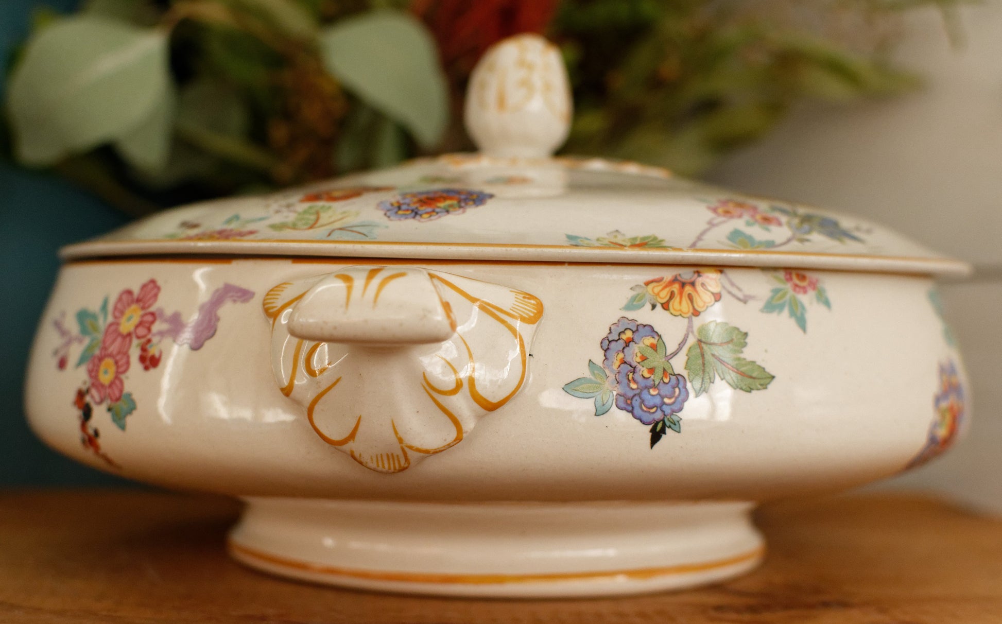 English Vintage Ironstone Polychrome Covered Serving Tureen Made in England 848