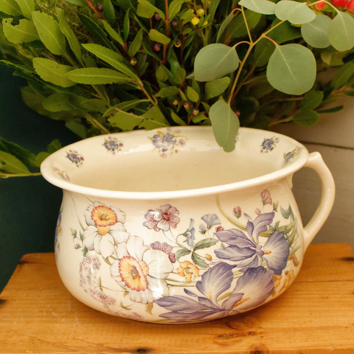English Vintage Ironstone Polychrome Floral Bathroom Pitcher Pot de Chambre BROC CRUCHE MADE IN England