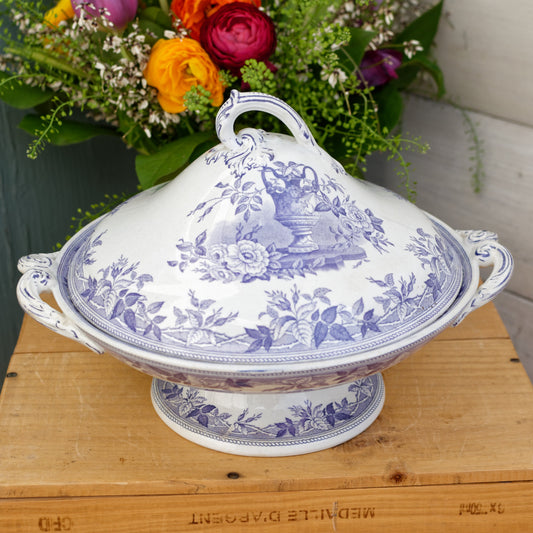 FLORA 1790 B.W & Co Late Mayers English Antique Ironstone Porcelain Lavender Transferware Covered Serving Plate Cloche ou Compotier Terre de Fer en Faience