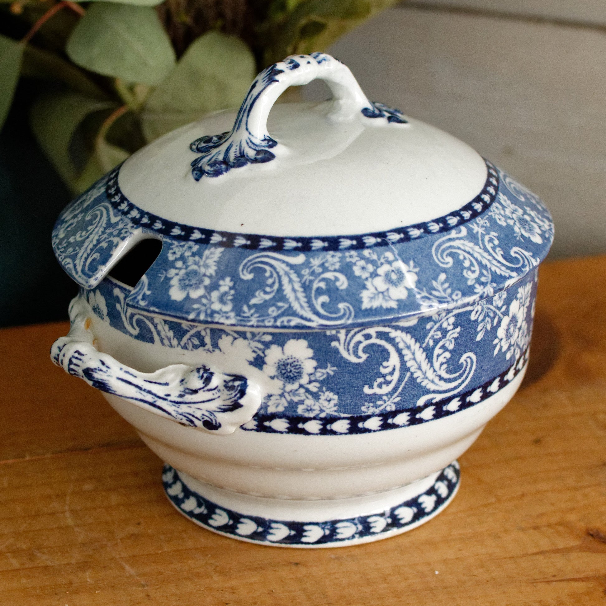 FLORENCE Fenton Pottery Co Real Staffordshire English Antique Ironstone Blue Transferware Small Tureen Sauciere Made in England