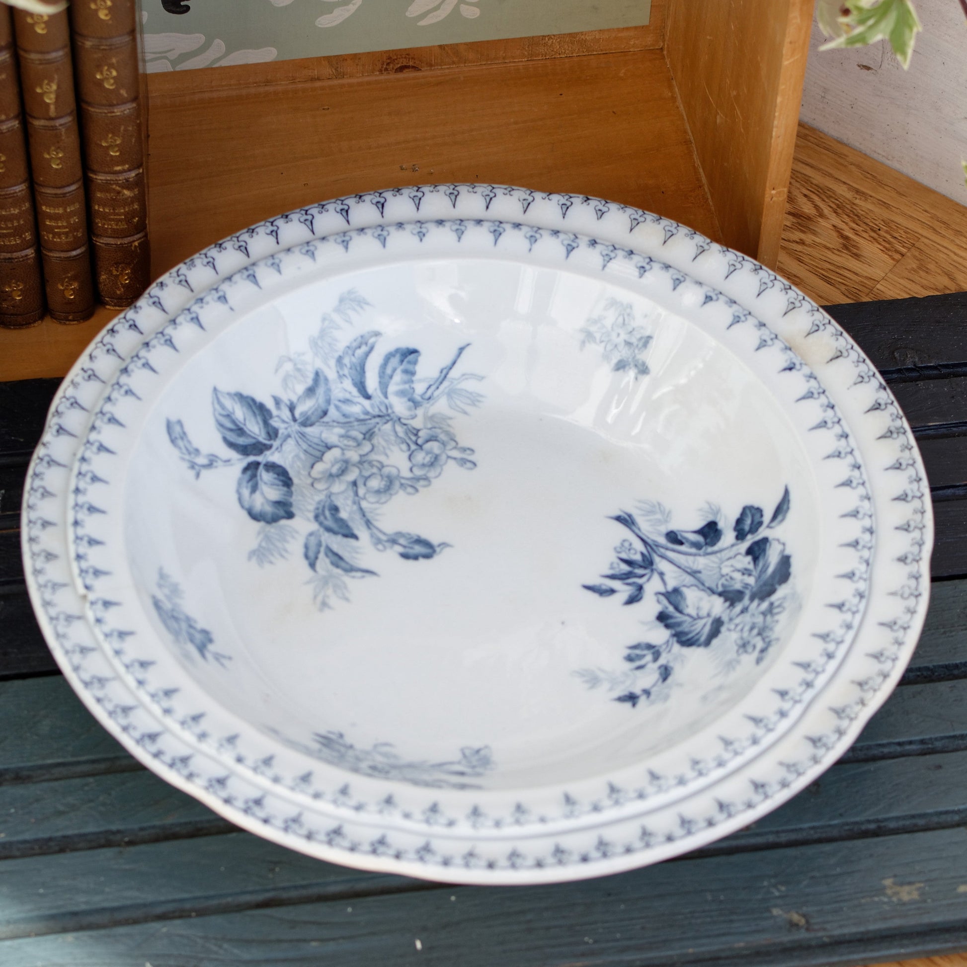 FLORE Sarreguemines U&C French Antique Ironstone Blue Transferware Round Serving Bowl Creux Scalloped Edge Terre de Fer