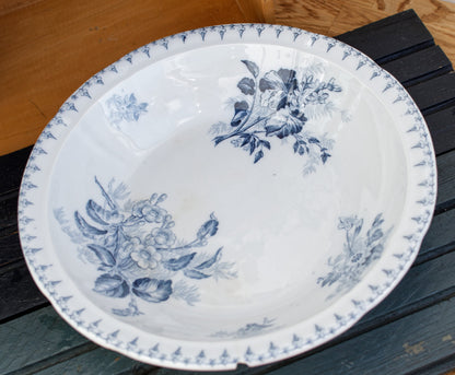 FLORE Sarreguemines U&C French Antique Ironstone Blue Transferware Round Serving Bowl Creux Scalloped Edge Terre de Fer