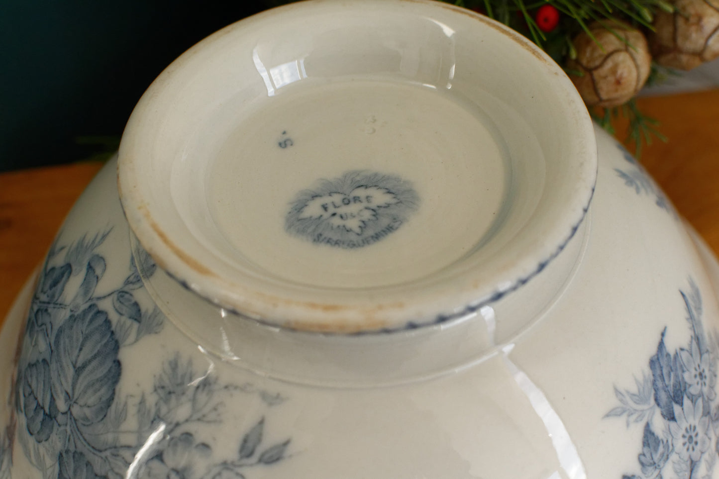 1880s/1900s ~ "FLORE" Sarreguemines U&C ~ French Antique Ironstone Blue Transferware Round Serving Salad Bowl "Saladier Bol Creux" ~ Terre de fer en Faience