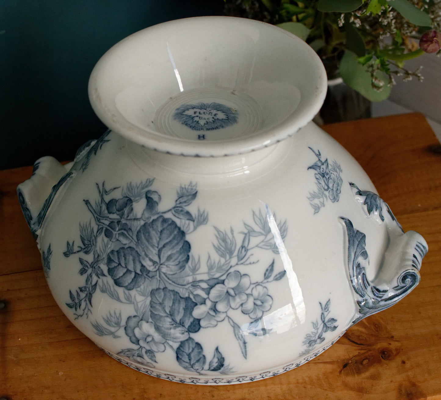 FLORE Sarreguemines U&C French Antique Ironstone Blue Transferware Round Soup Tureen Soupiere Terre de Fer en Faience
