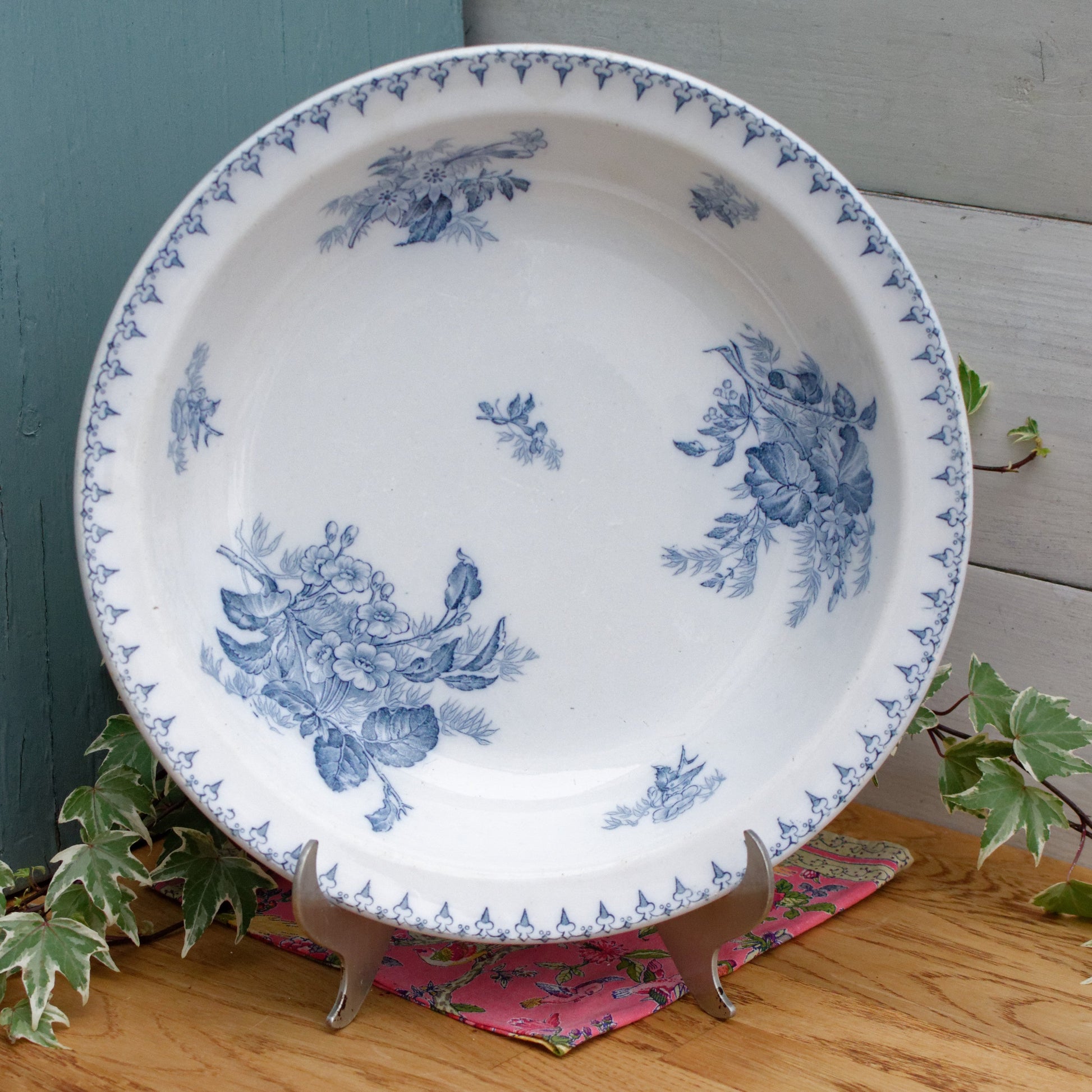 FLORE Sarreguemines U&C French Antique Ironstone Blue Transferware Round Serving Bowl Creux Terre de Fer