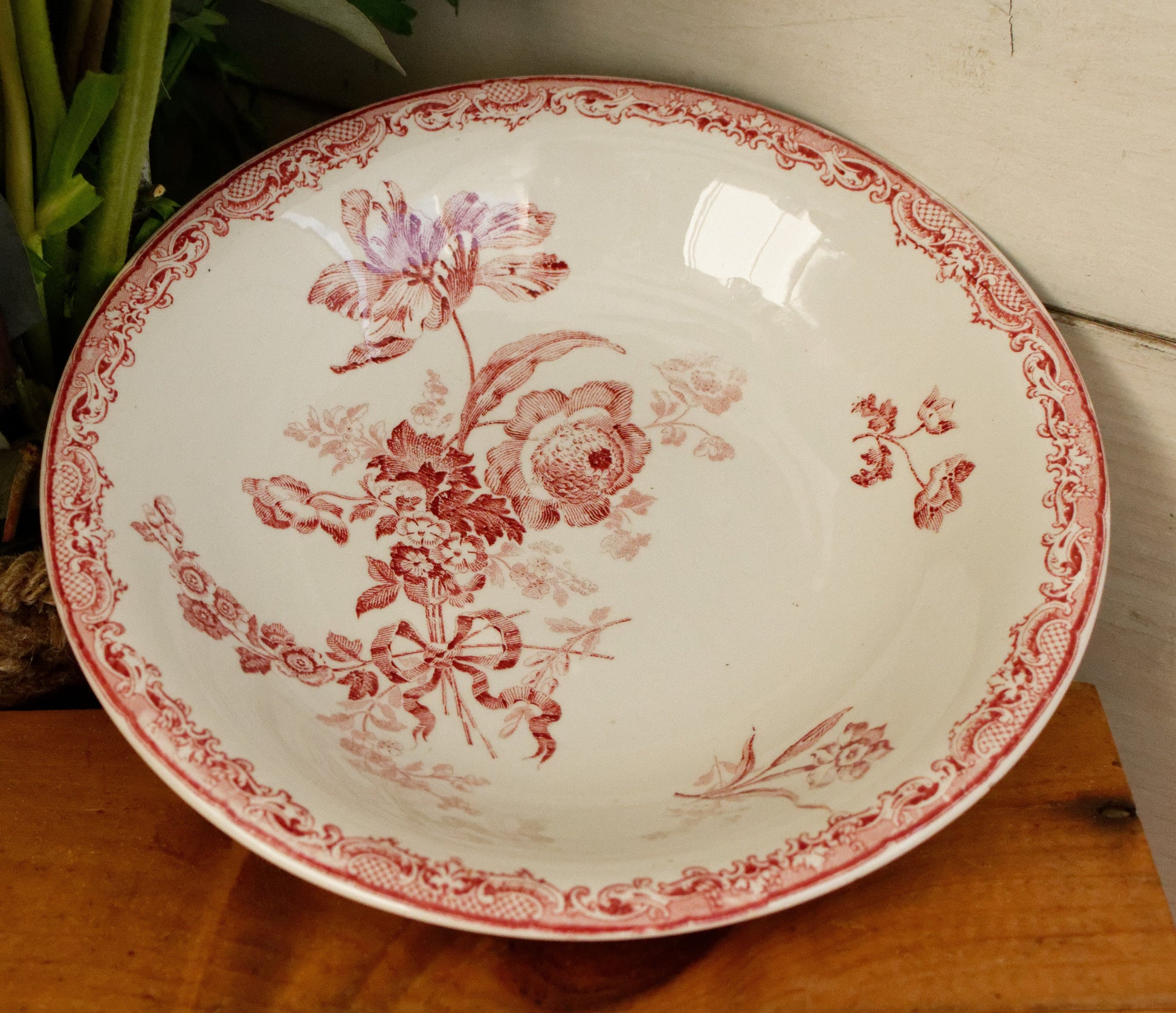 1920s FONTANGES Motif Sarreguemines French Antique Ironstone Red Transferware Footed Fruit Bowl COMPOTIER Terre de Fer en Faience