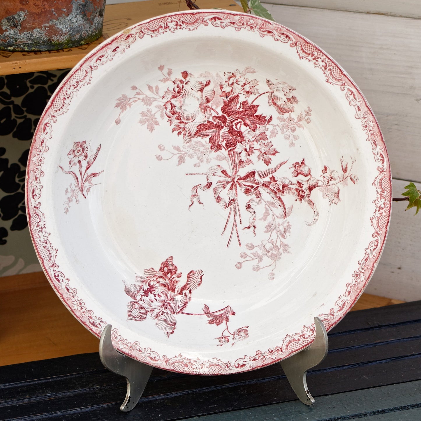 FONTANGES Sarreguemines French Antique Ironstone Red Transferware Round Serving Bowl Creux Terre de Fer