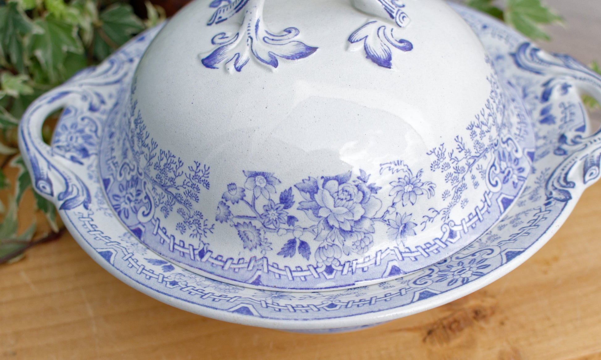 CHINESE PAGODA B.T.P & Co French Antique Ironstone Porcelain Lavender Transferware Covered Serving Plate Cloche ou Compotier Terre de Fer en Faience