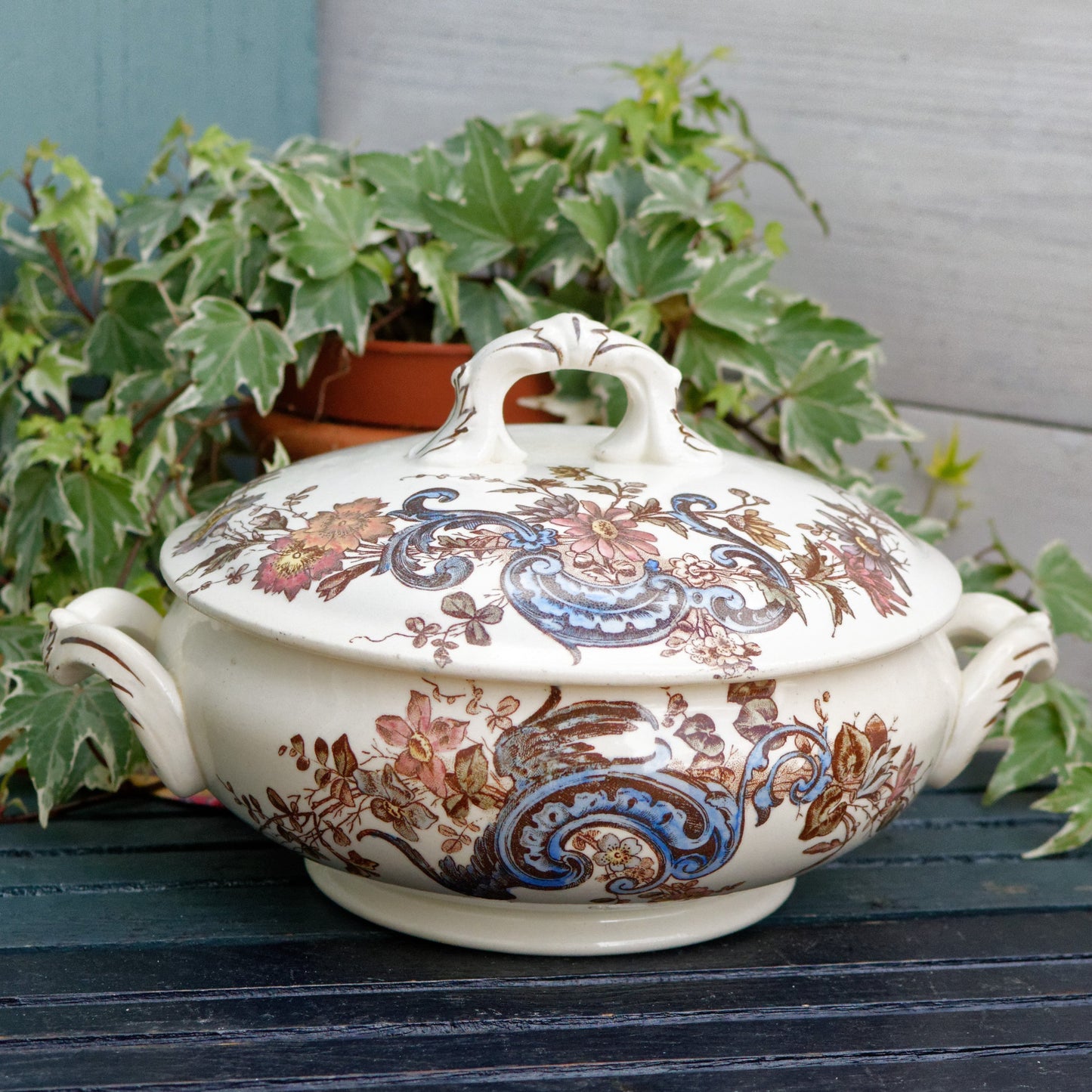 Terre de Fer P. DAUPHIN PARIS 34 Rue du Serves French Antique Ironstone Polychrome Soup Tureen Soupiere Faience