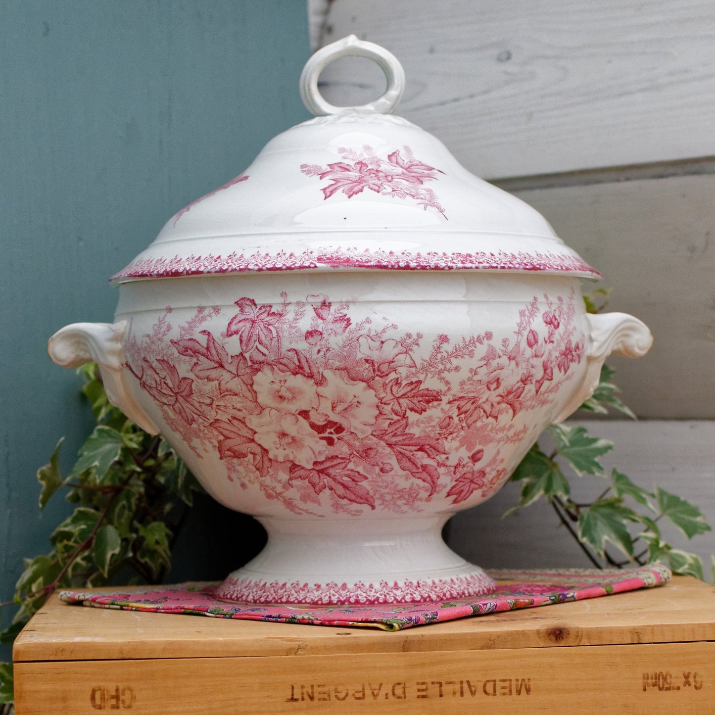 French Ironstone Terre de Fer Red Transferware Soup Tureen Soupiere ONNAING Eglantines