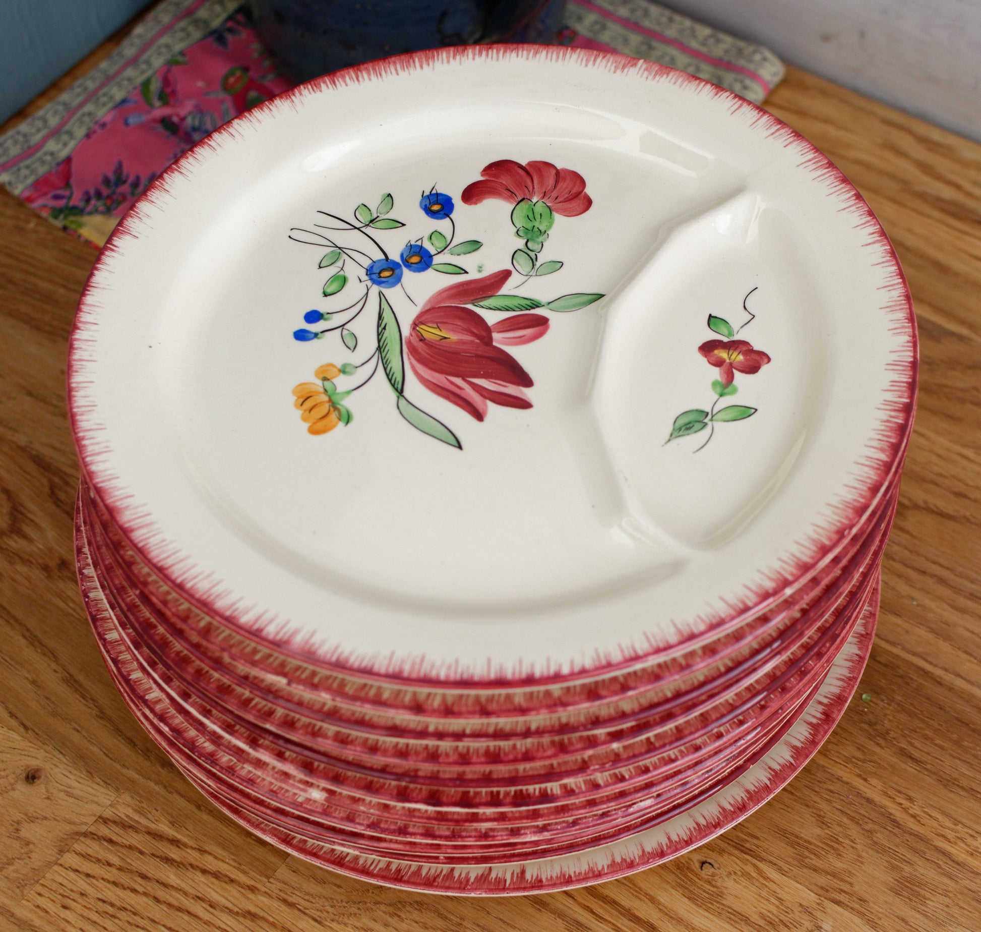 Trianon Faienceries de LONGCHAMP Tout a la Main French Antique Hand-Painted Ironstone Asparagus Plate Terre