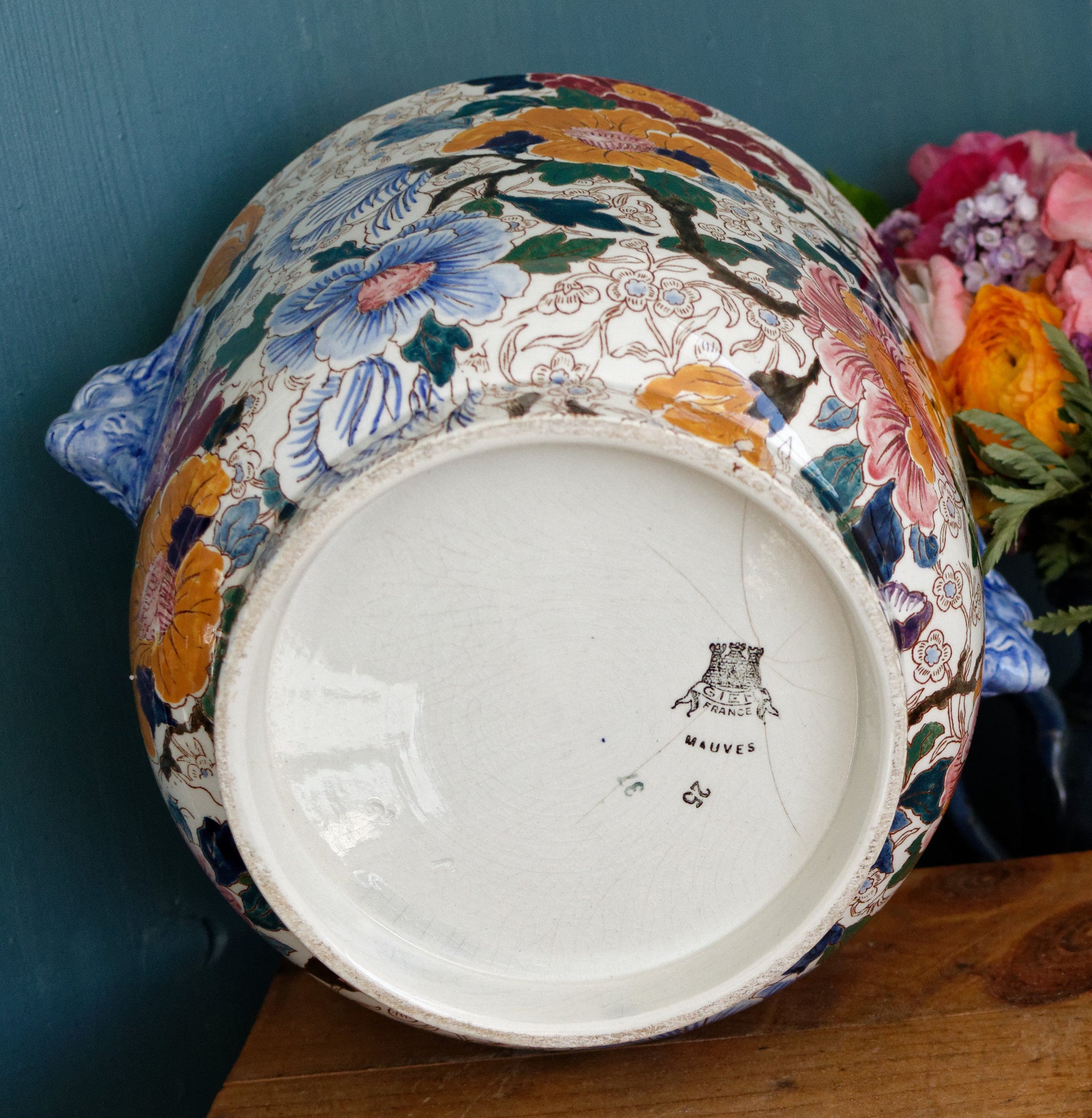 MAUVE Motif GIEN France French Antique Polychrome Garden Pot Cache Pot Jardiniere DECOR de PIVOINES Peonies Terre Cuite Faience