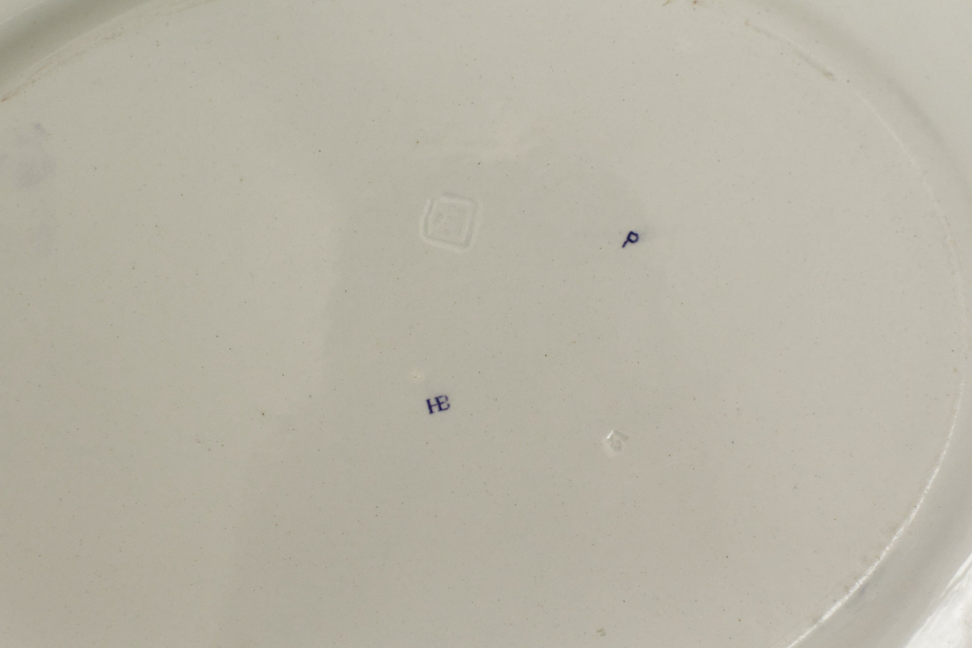 1800s Henry Burgess (HB) Burslem Bone China Antique English Ironstone Lavender Pattern Oval Serving Plate Terre de Fer lion unicorn