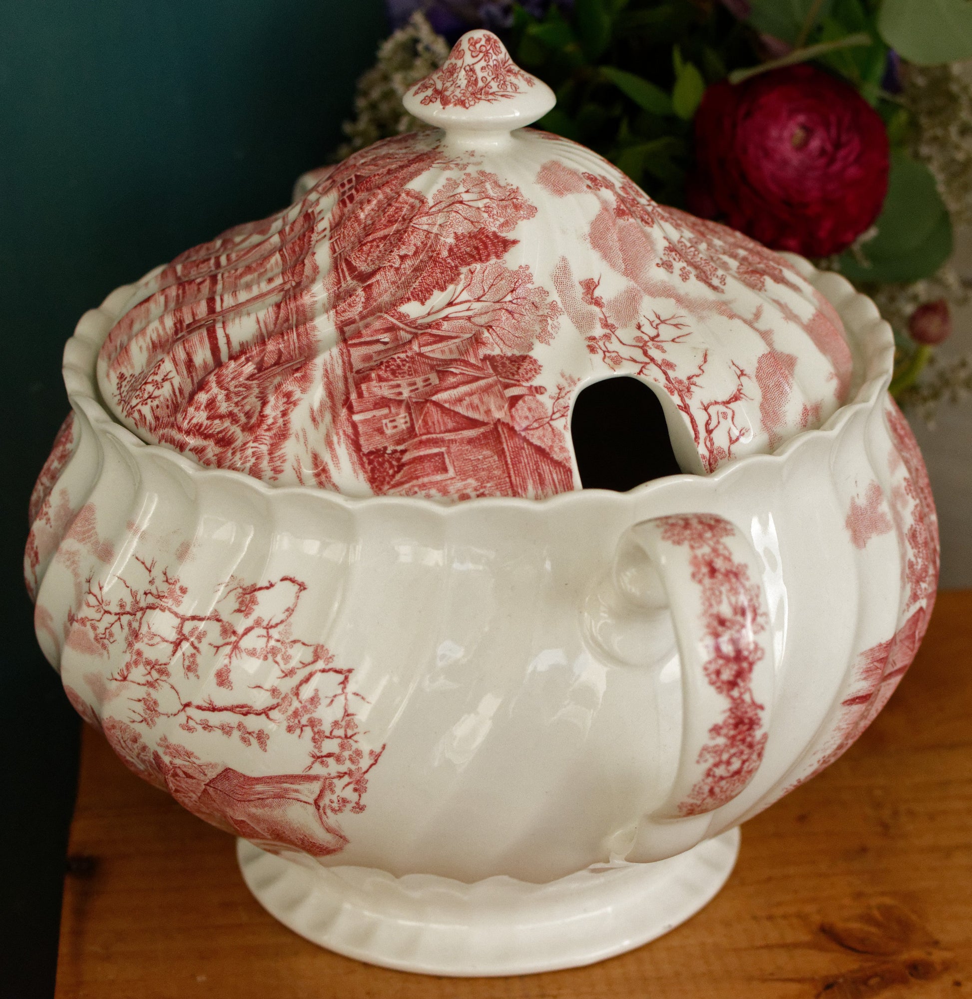 JOHNSON BROs Staffordshire England English Vintage Fine Ironstone China Red Transferware Soup Tureen Soupiere Made in England