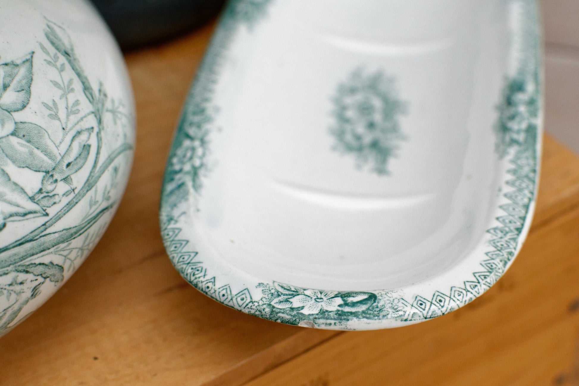 JONQUILLE A.Lebacqz & M.Bouchart St Amand Nord  French Antique Collectible Ironstone Teal Transferware Bathroom Pitcher BROC & Soap Dish Terre de fer faience