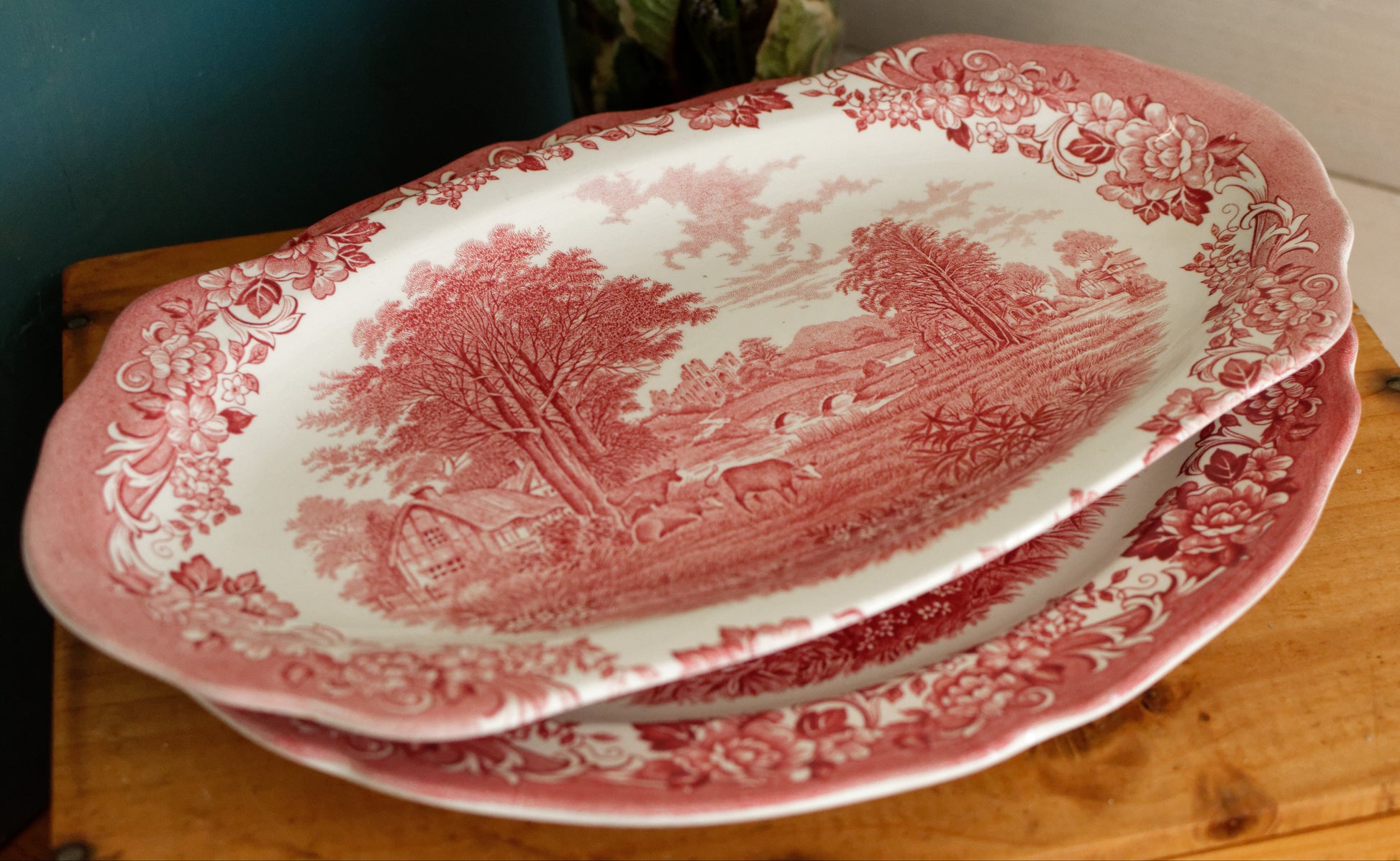 English Ironstone Red ROMANTIC ENGLAND Royal Staffordshire Ironstone Dishwasher Safe J&G Meakin England 