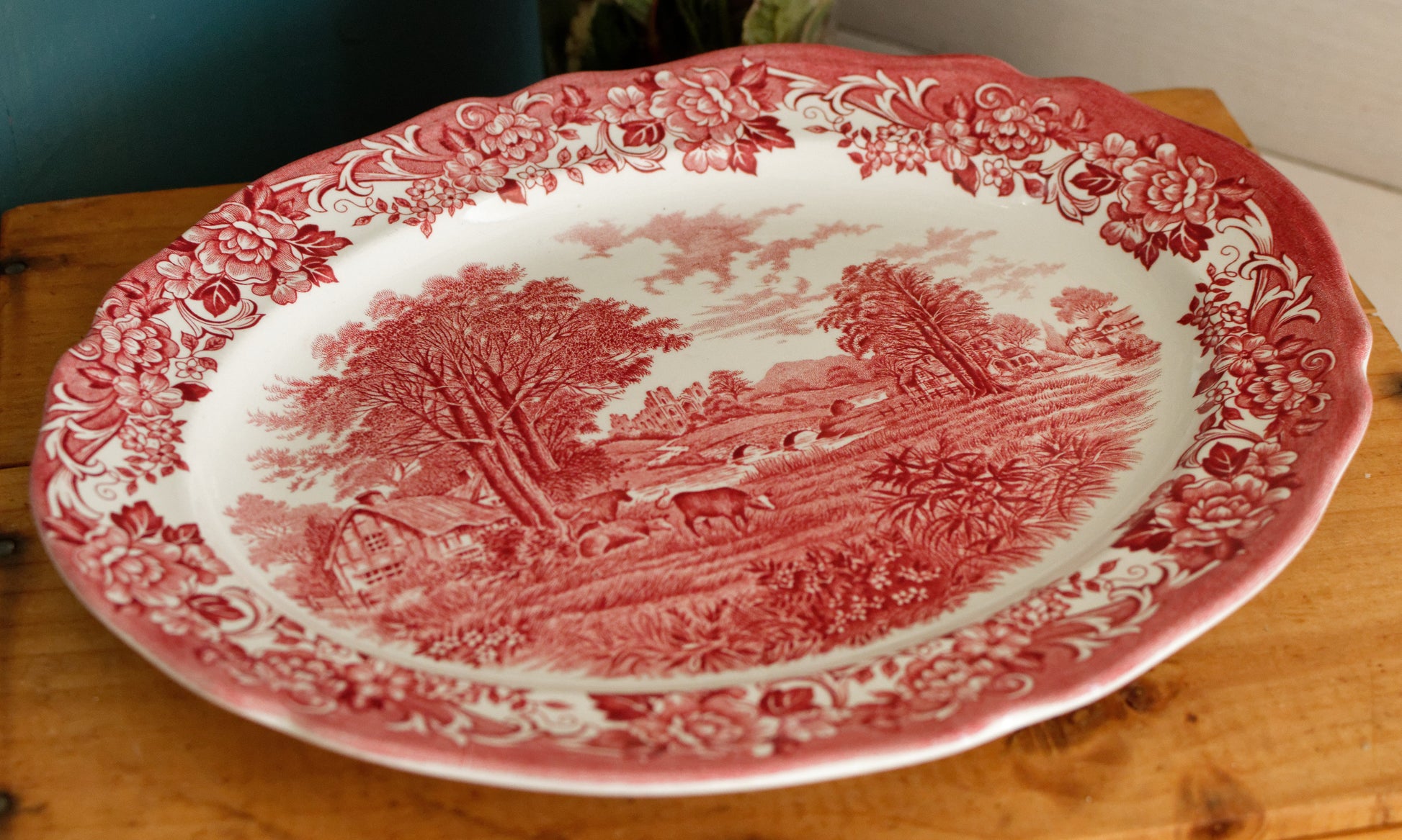 English Ironstone Red ROMANTIC ENGLAND Royal Staffordshire Ironstone Dishwasher Safe J&G Meakin England 