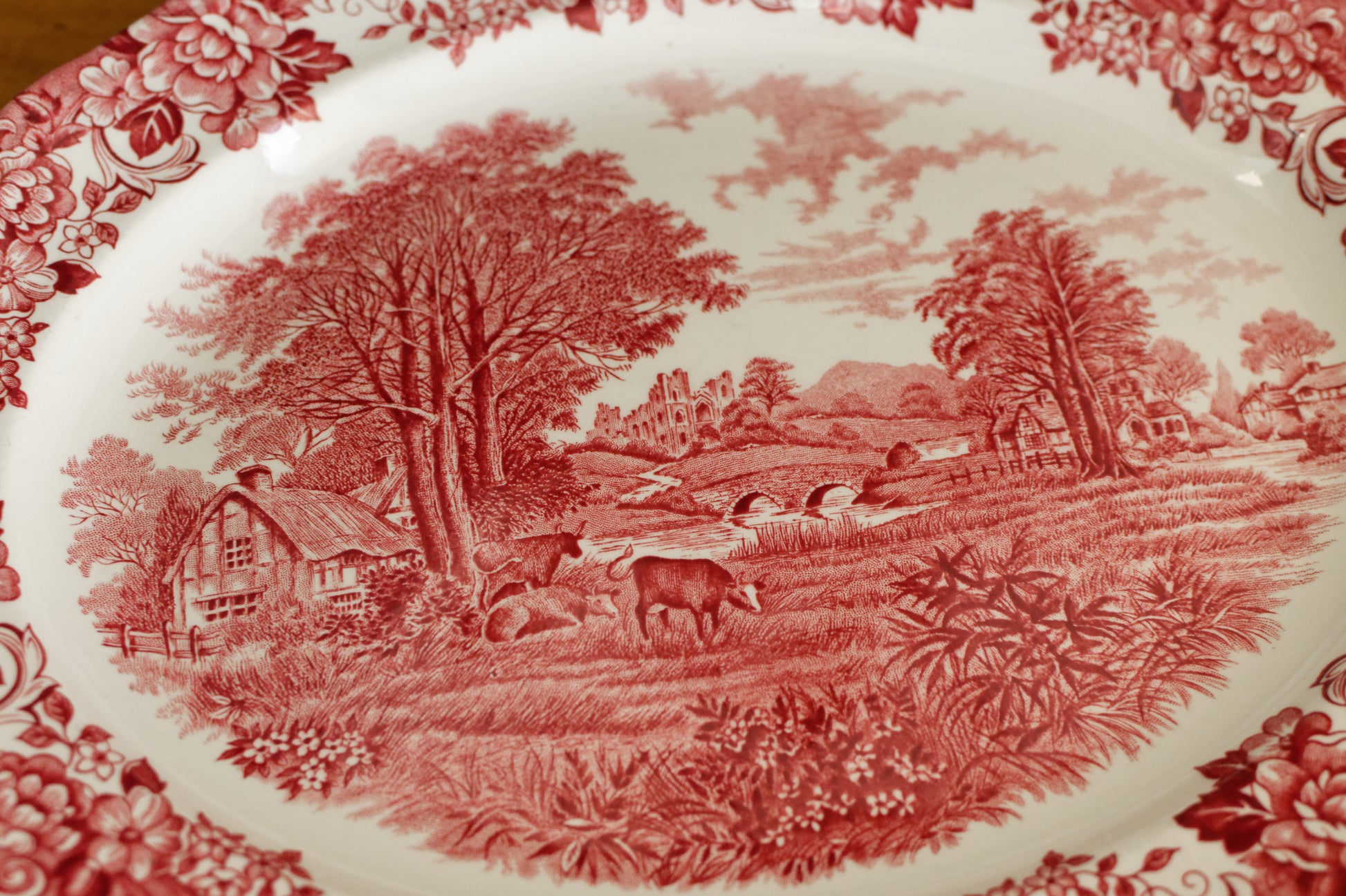 English Ironstone Red ROMANTIC ENGLAND Royal Staffordshire Ironstone Dishwasher Safe J&G Meakin England 