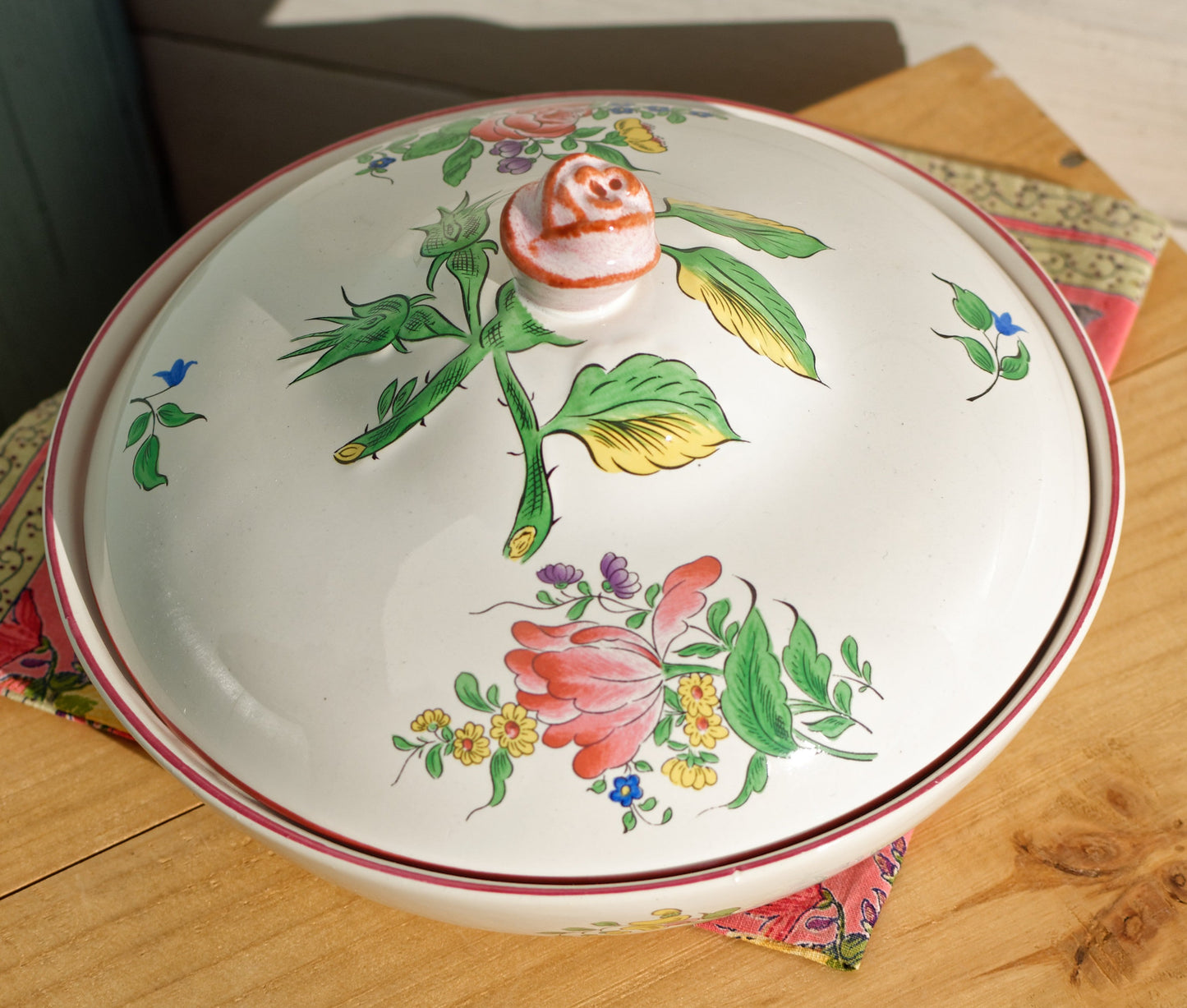 French Hand-Painted Lidded Serving Bowl Reverbere Selemont France 2712 KG Luneville Demi Porcelaine