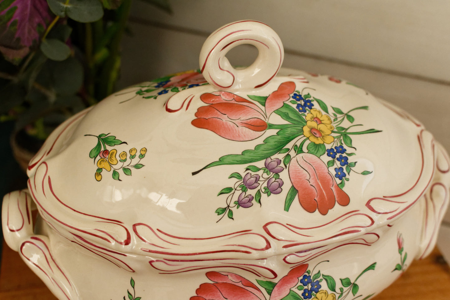 Reverbere K&G (Keller et Guérin) Lunéville French Antique Ironstone Hand-Painted Polychrome Soup Tureen Soupiere Terre de Fer en Faience