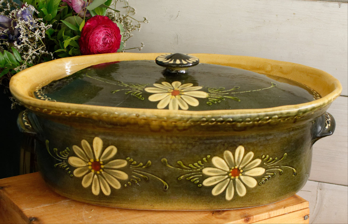 French Vintage Large Alsace SOUFFLENHEIM BAECKEOFFE Cocotte en Terre Cuite Olive Green Oval Lidded Stoneware Terrine Cookware Casserole Dish Made in France