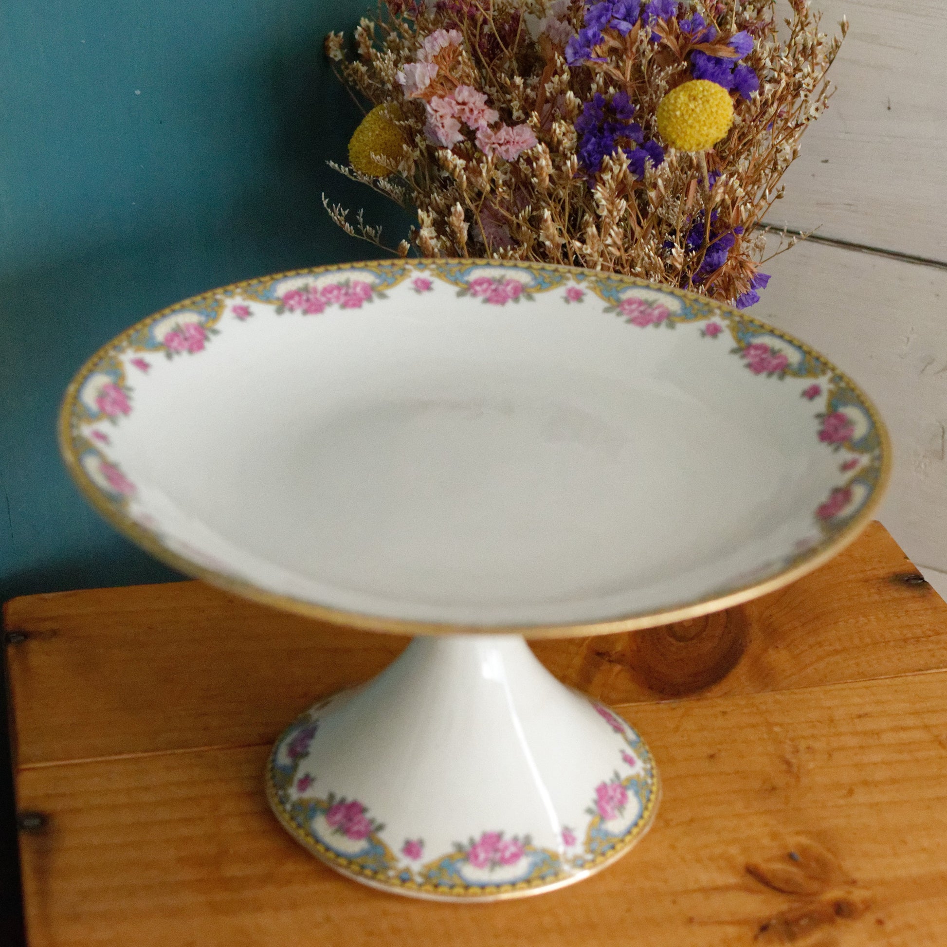 LIMOGES France French Antique Fine Porcelain Footed Cake Fruit Bowl Plate Compotier Rose Gold Garland Gilding