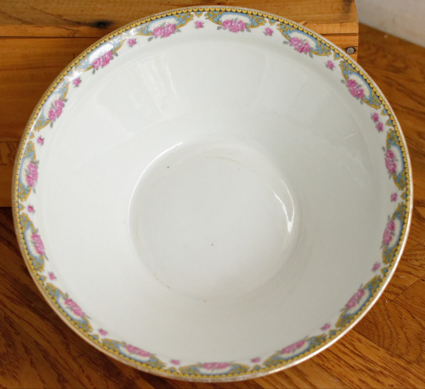LIMOGES France French Antique Fine Porcelain Serving Bowl Bol Creux Rose Gold Garland Gilding