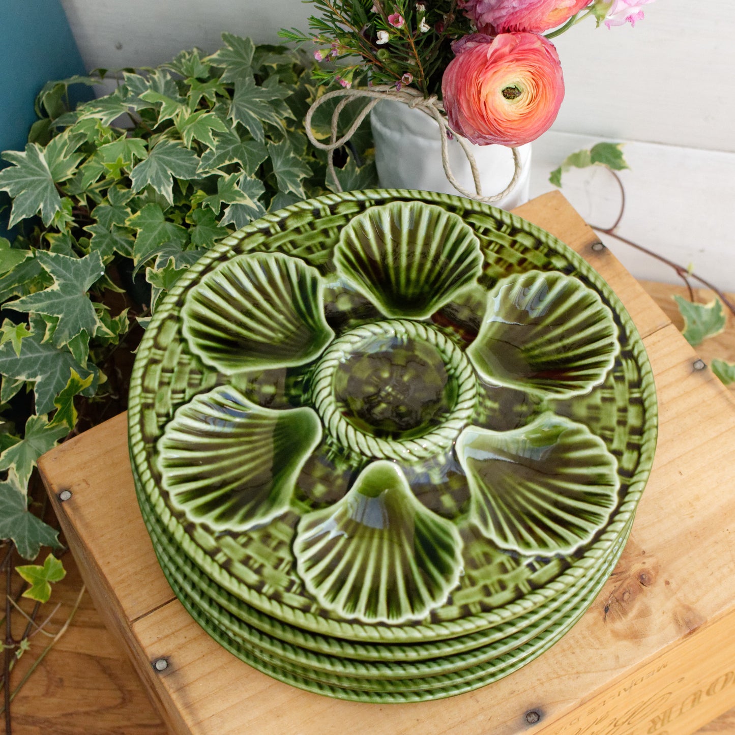 French Vintage BARBOTINE Green Oyster Shellfish Huître Plate with 6 Wells LONGCHAMP Made in France