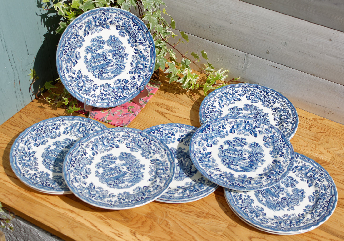 Fine MEAKIN Tableware Myott of Straffordhire English Vintage Ironstone Fine China Blue Transferware Dinner Plate Made in England