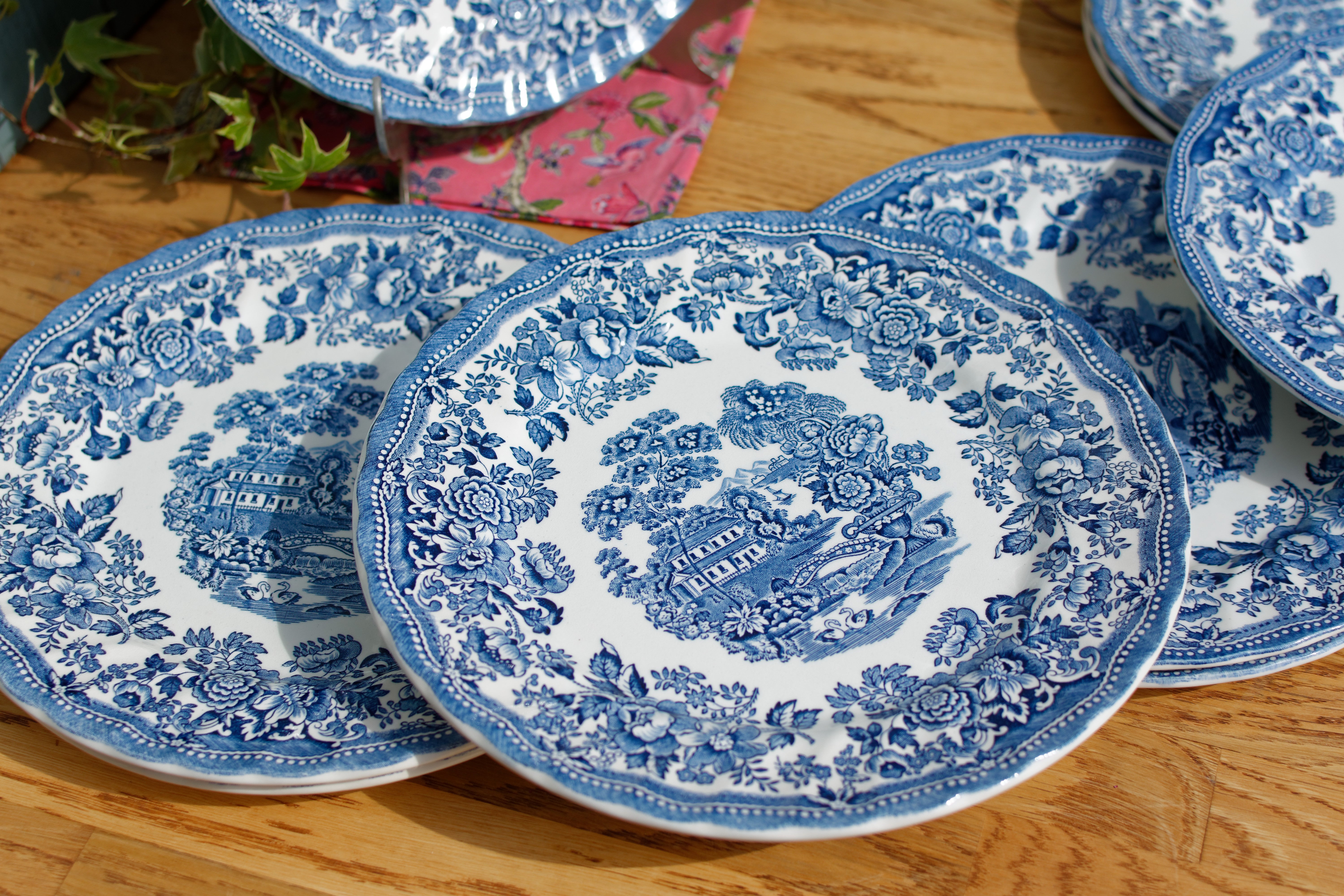 1980s MEAKIN Myott Straffordhire English Vintage Ironstone Fine China Blue Transferware Dinner Plate Made in England