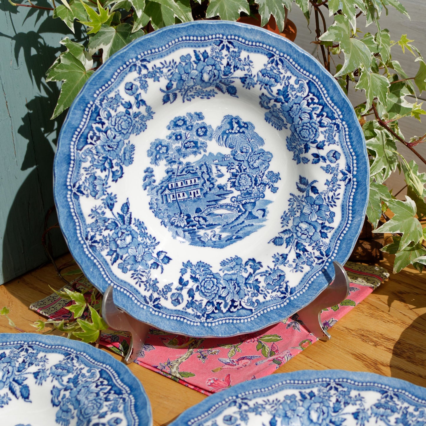 Fine MEAKIN Tableware Myott of Straffordhire English Vintage Ironstone Fine China Blue Transferware Plate Made in England