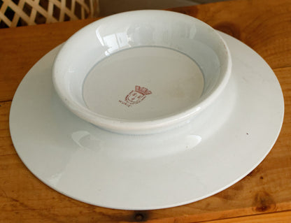 MURIER Saint Amand & HAMAGE NORD French Antique Ironstone Red Transferware Footed Cake Plate Plat à gâteau sur pied Terre de Fer